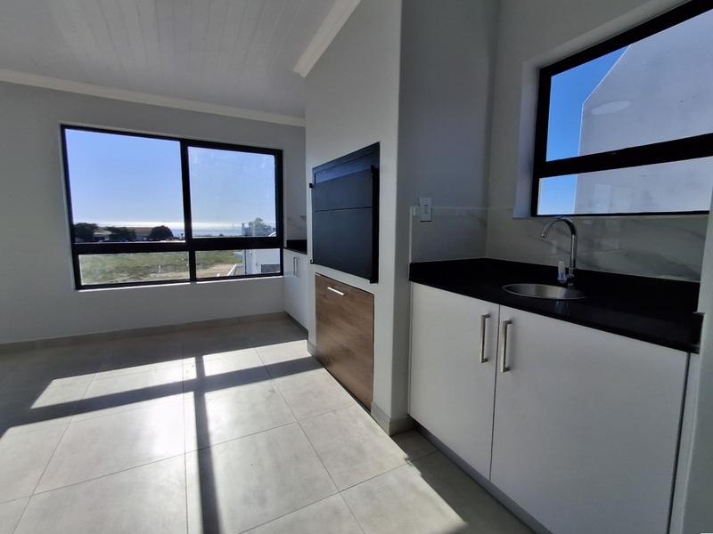 4 Bedroom Property for Sale in Da Gama Bay Western Cape